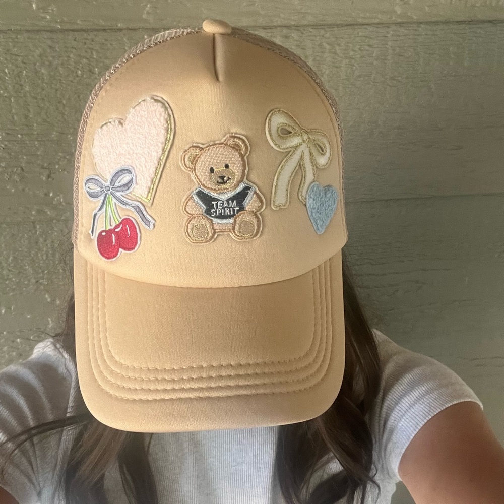Hand made trucker hat!! 🧸 🎀 🍒